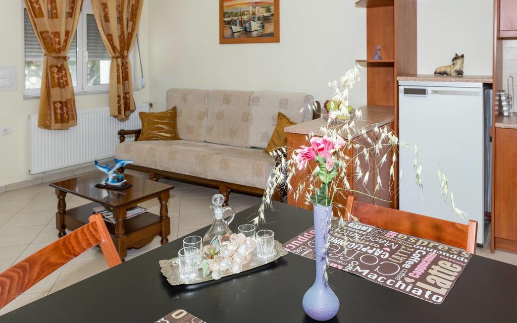 Ferienwohnung Xirouchakis Farm Kíssamos Exterior foto